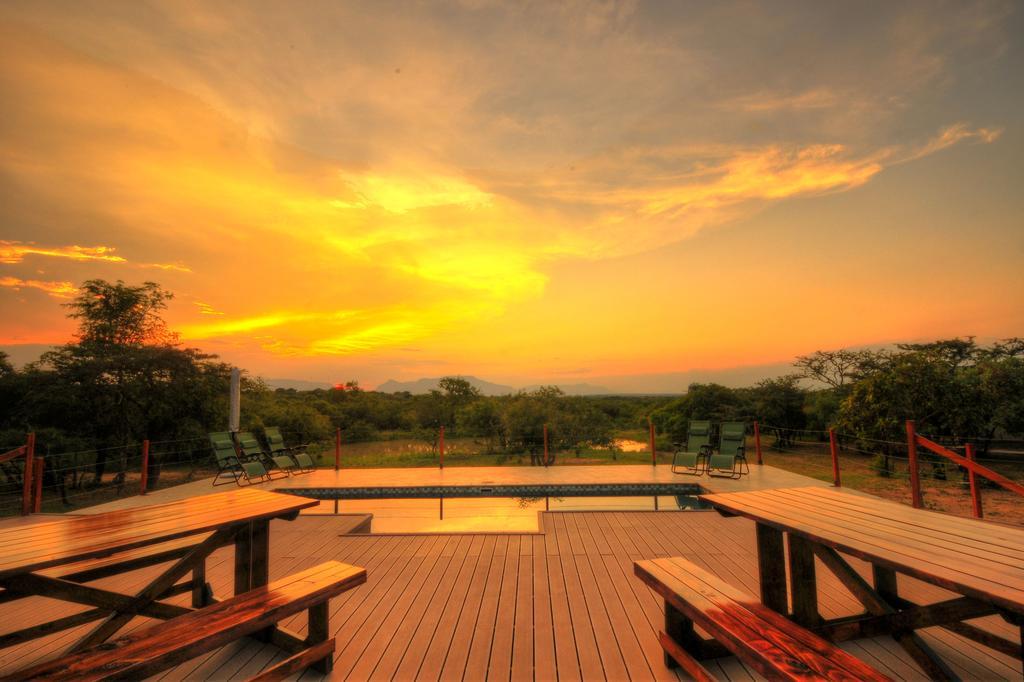 Cheetah Paw Eco Lodge Guernsey Nature Reserve Екстер'єр фото