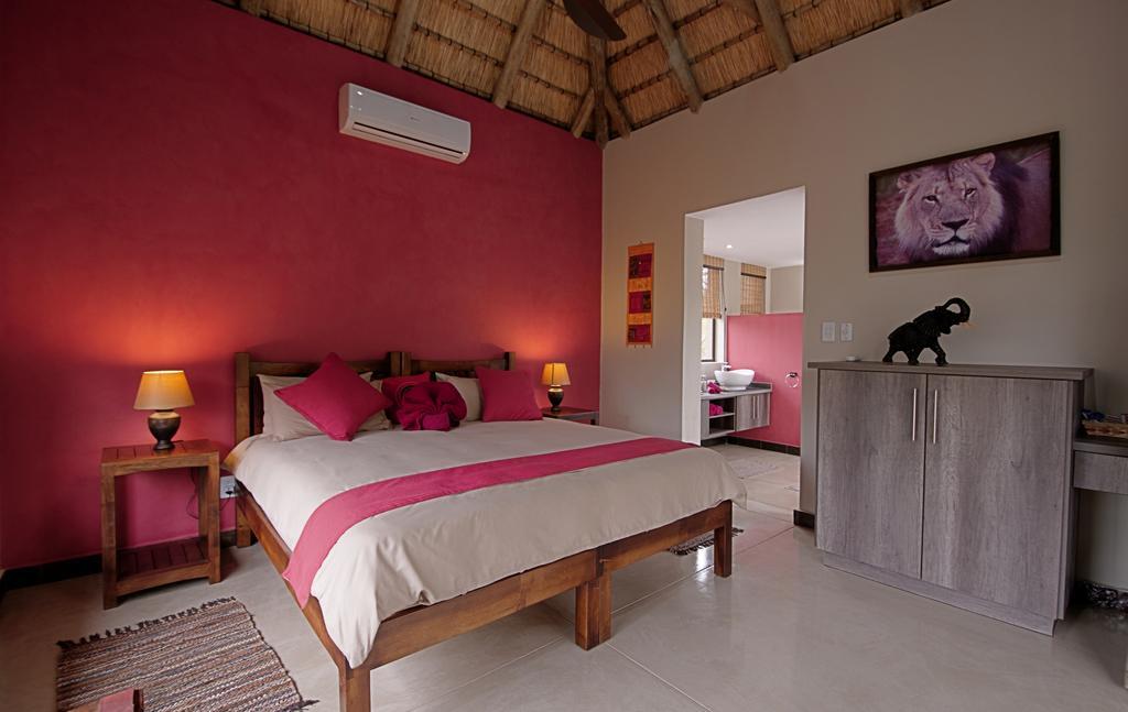 Cheetah Paw Eco Lodge Guernsey Nature Reserve Екстер'єр фото
